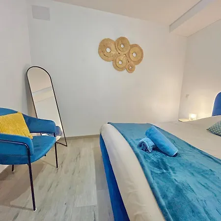 Romance Sur Les Remparts - Route Des Vins